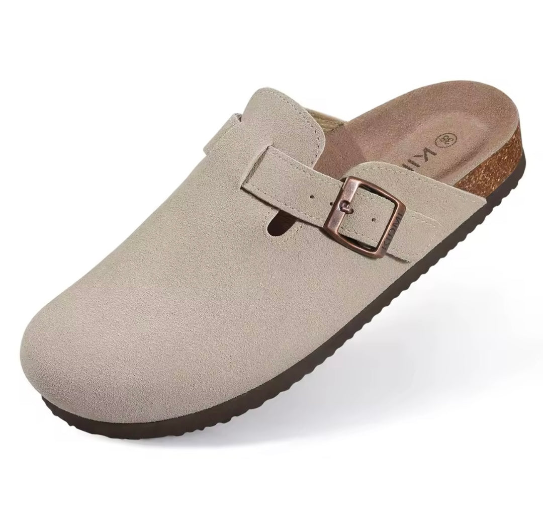 SUEDE CLOG SHOES