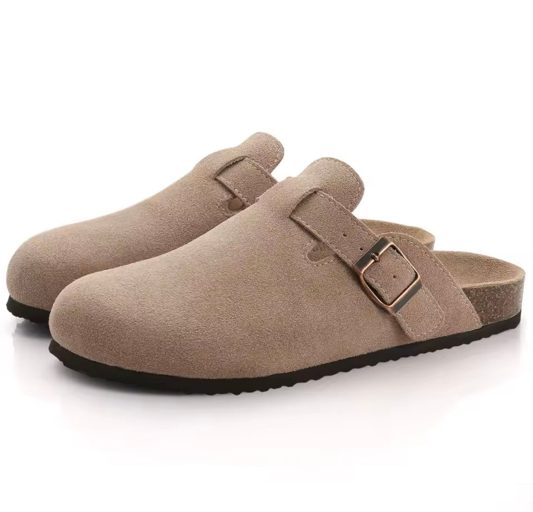 SUEDE CLOG SHOES